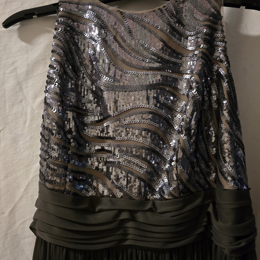 Betsy & Adam Grey Sleeveless Sequined Bodice Dress